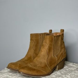Mossimo Brown Booties